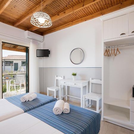 בניטסס Bella Vista Beach Hotel מראה חיצוני תמונה