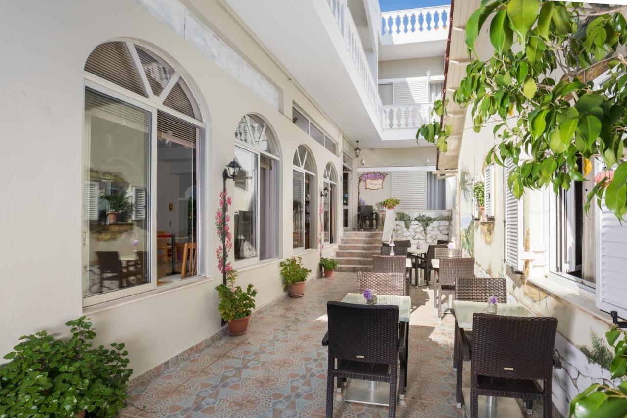 בניטסס Bella Vista Beach Hotel מראה חיצוני תמונה