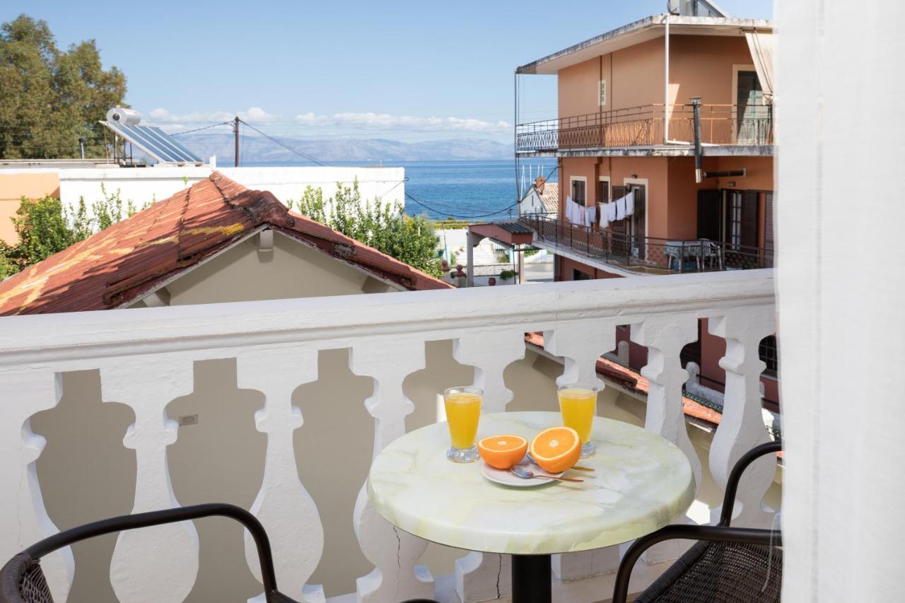 בניטסס Bella Vista Beach Hotel מראה חיצוני תמונה