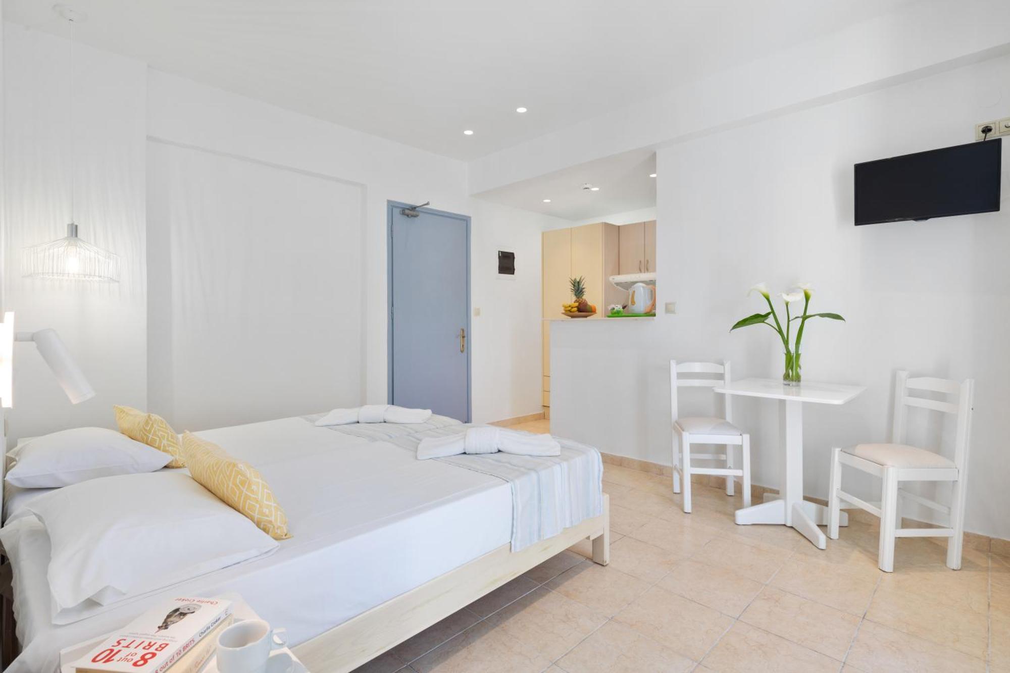 בניטסס Bella Vista Beach Hotel מראה חיצוני תמונה