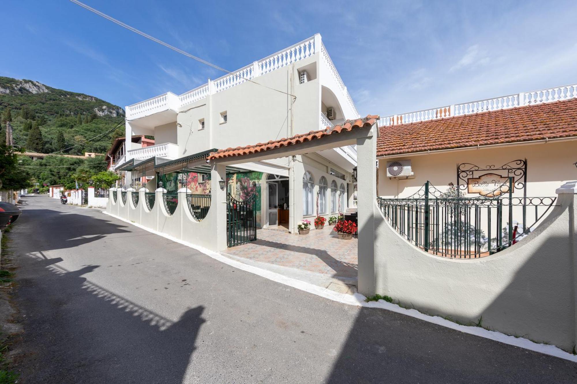 בניטסס Bella Vista Beach Hotel מראה חיצוני תמונה